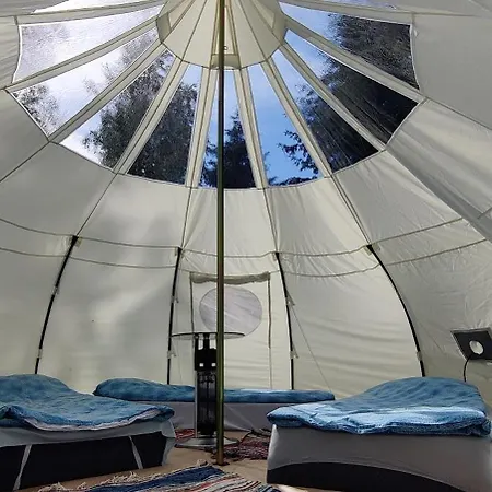 Paeikesekivi Keskus Luxury tent *