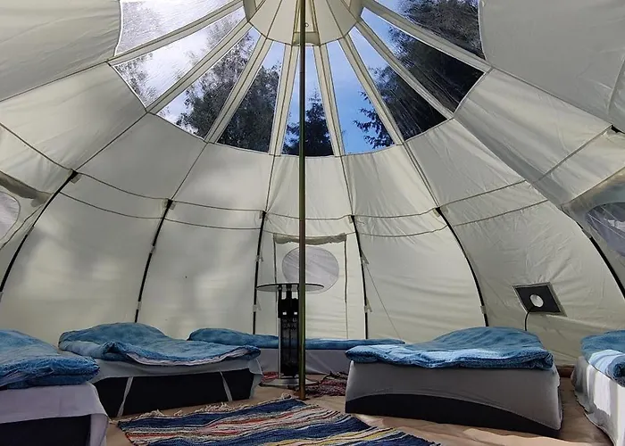 Paeikesekivi Keskus *