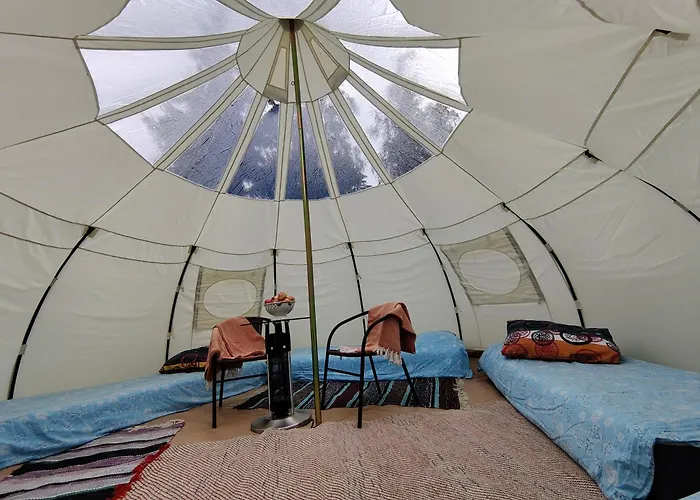 Paeikesekivi Keskus Luxury tent