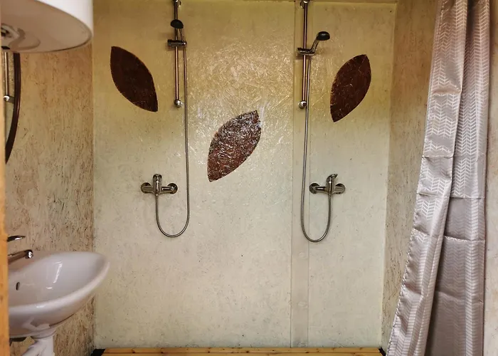 Paeikesekivi Keskus Tente de luxe Ridakula (Viljandi)