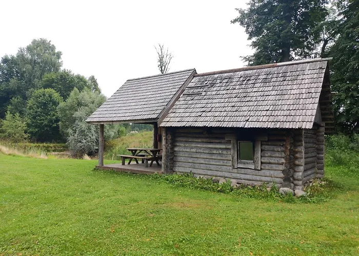 Paeikesekivi Keskus * Ridakula (Viljandi)