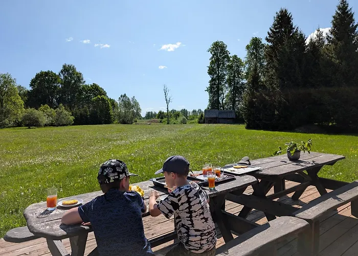 Luxury tent Paeikesekivi Keskus